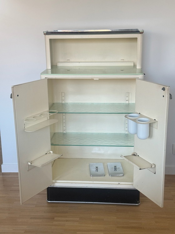 Mobile contenitore vintage in metallo, cromo e vetro – maquet, Mobili contenitori (photo 2 of 15)
