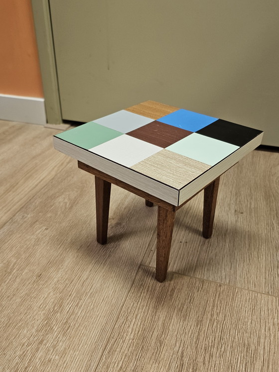 Image 1 of Set van 2 Vintage Plantentafeltjes Bijzettafeltje Tafeltje