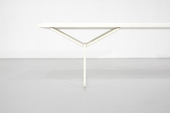 Image 1 of Panca "400" in legno bianco di Harry Bertoia per Knoll International.