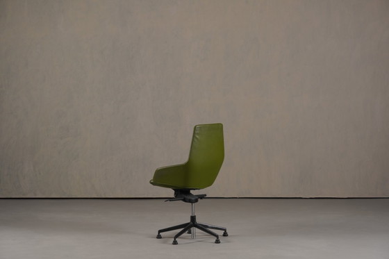 Image 1 of Fauteuil de bureau Aston en cuir, par Arper, Italie, années 2000