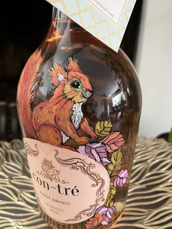 Image 1 of Handbeschilderde flessen wijn