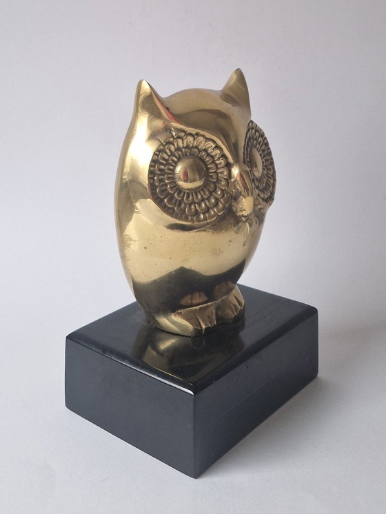 Image 1 of Caravell Design – Größte Kupfereule auf Holzsockel