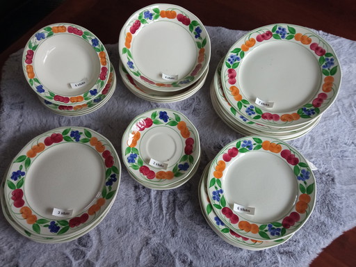 Royal Tudor Ware / Barker Brothers English Dinnerware