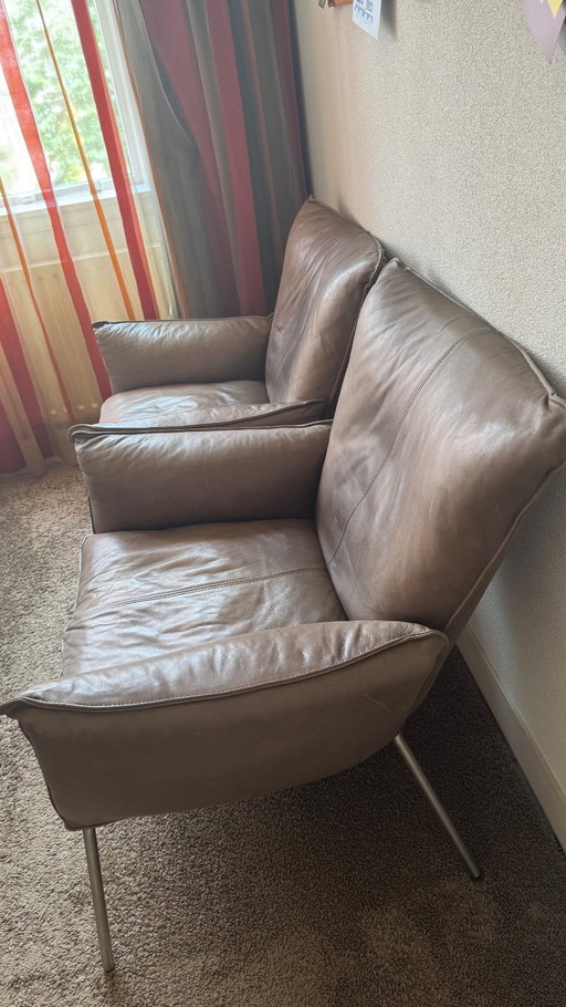 Dos preciosos sillones de diseño