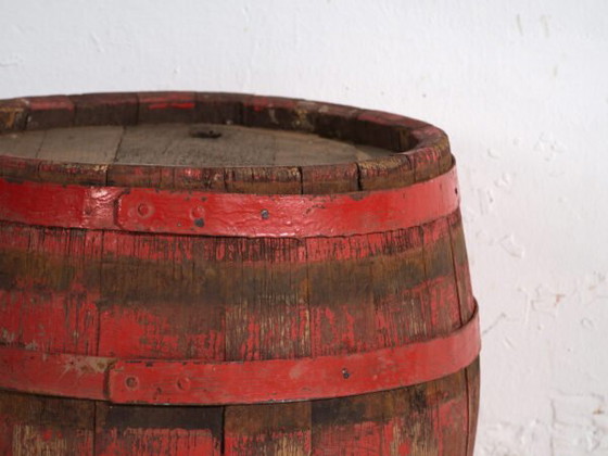 Antique wooden barrel with iron straps – Central Europe, circa 1920 – Decorative Objects, Rustic (photo 18 of 40)