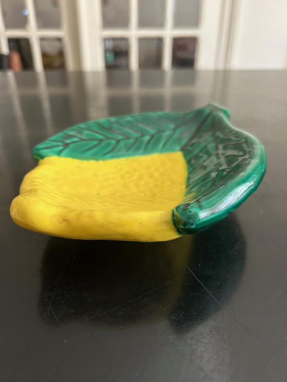 Image 1 of Grand Vide Poche en Céramique Citron