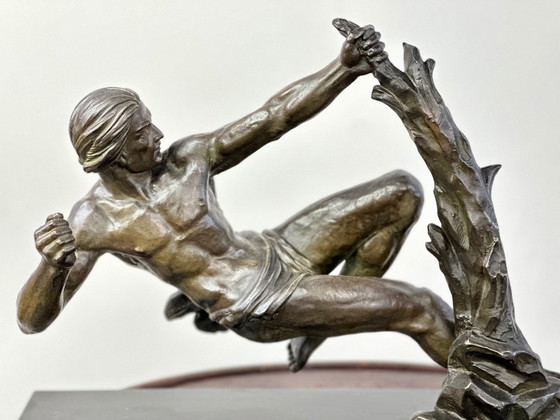 Image 1 of Sovrano Art Déco della scimmia atleta jacques LIMOUSIN