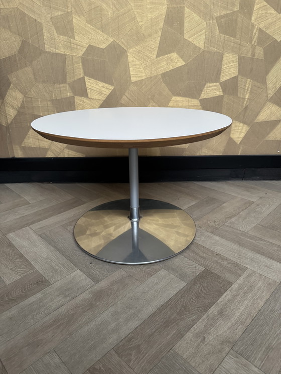 Image 1 of Artifort circle 