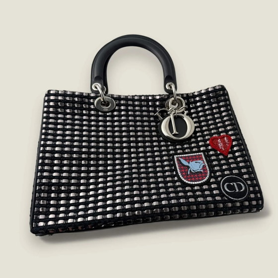 Dior borsa satchel Diorissimo media in tweed metallico con patch – Borse a spalla, Pelle (photo 25 of 32)