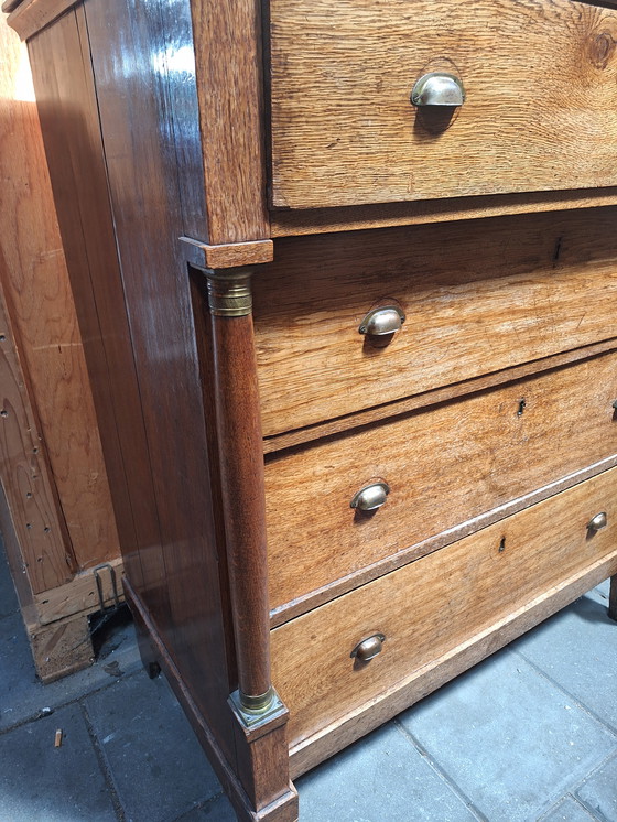 Image 1 of Cómoda holandesa antigua