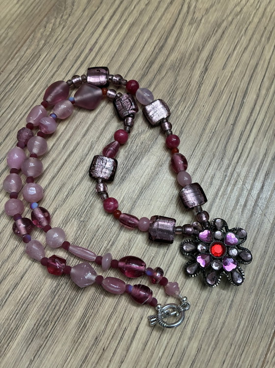 Image 1 of New necklace 60 cm with pink vintage beads and pendant