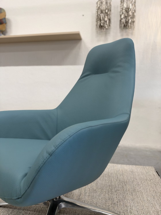 Pode Spot Two Poltrona girevole pelle blu – Sedie girevoli (photo 5 of 11)