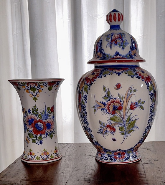 Image 1 of Wunderschönes Set polychromer Delfter Vasen