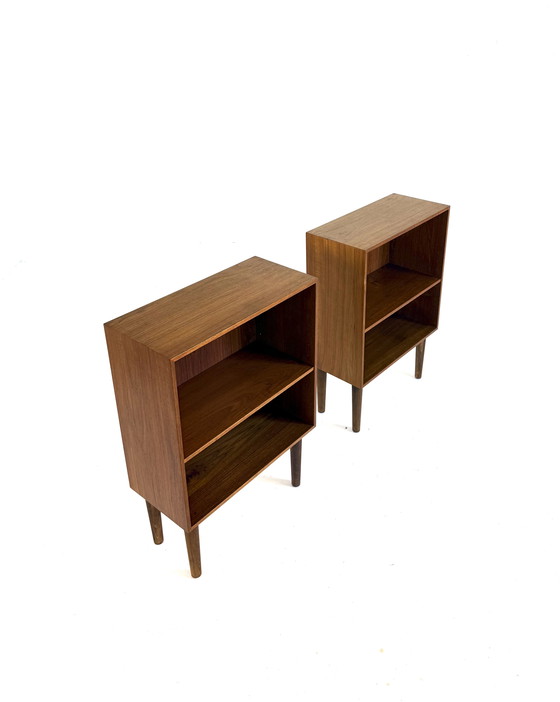 Image 1 of Set van 2 vintage Deense boekenkasten/nachtkastjes ‘60