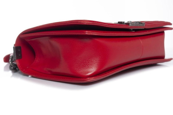 Image 1 of Chanel, borsa Boy media trapuntata rossa