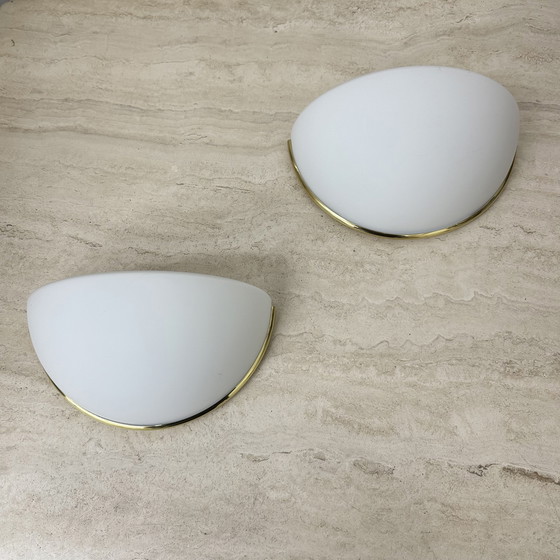 Image 1 of Paar Limburger Glashütte Wandleuchte Leuchter Opalglas mit goldenen Details , 1970er Jahre