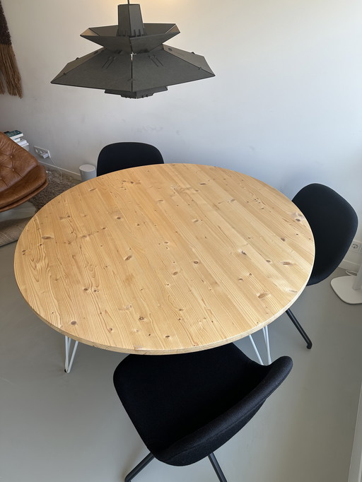 Allon Dery Round Dining Table