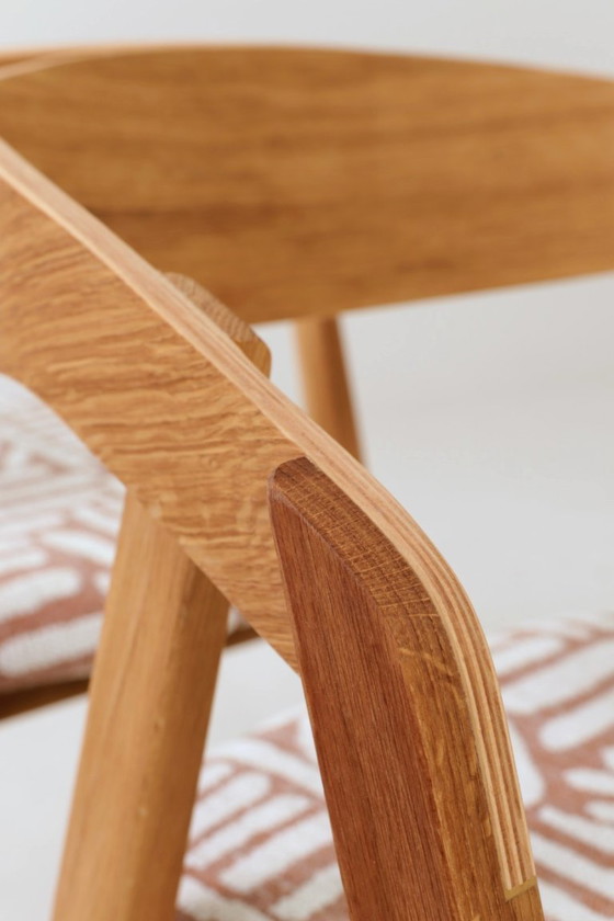 Image 1 of Handcrafted solid oak dining chairs sculpture Scandinavian modern design 