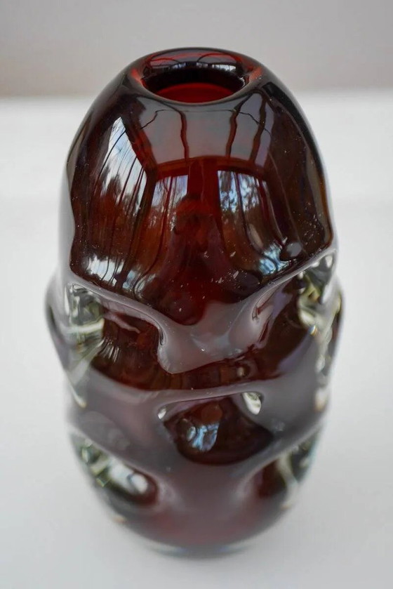 Image 1 of Mid-century modern handmade crystal vase in dark red by Börne Augustsson for Åseda