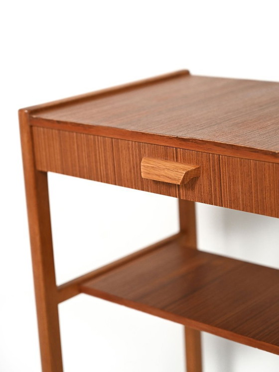 Image 1 of Paire de tables de chevet scandinaves en teck des années 1960
