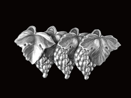 Danish silver brooch with bunches of grapes - Marked
