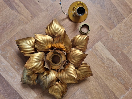 Image 1 of Plafonnier à feuilles d'or, 1960