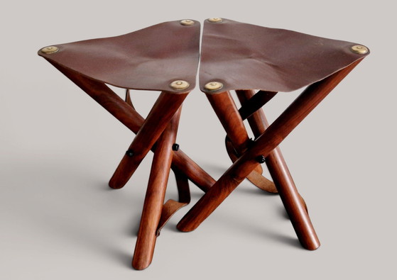 Coppia di sgabelli pieghevoli in teak massello e pelle marrone - stile safari chic – Leather, Wood (photo 10 of 15)