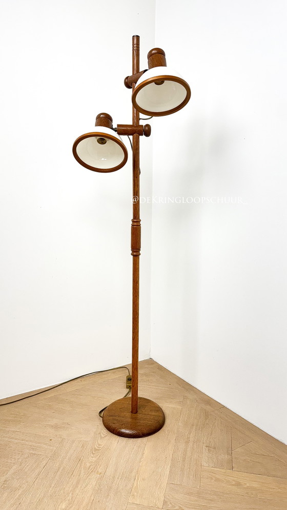 Image 1 of Vintage Houten Vloerlamp Van Steinhauer Met Twee Kappen