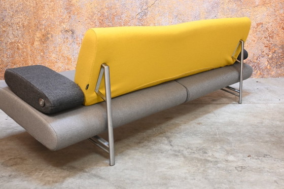Harvink Armslag Design-Sofa aus Kvadrat Hallingdal-Stoff – 3-5 Sitzer Sofas, Metal (photo 7 of 12)