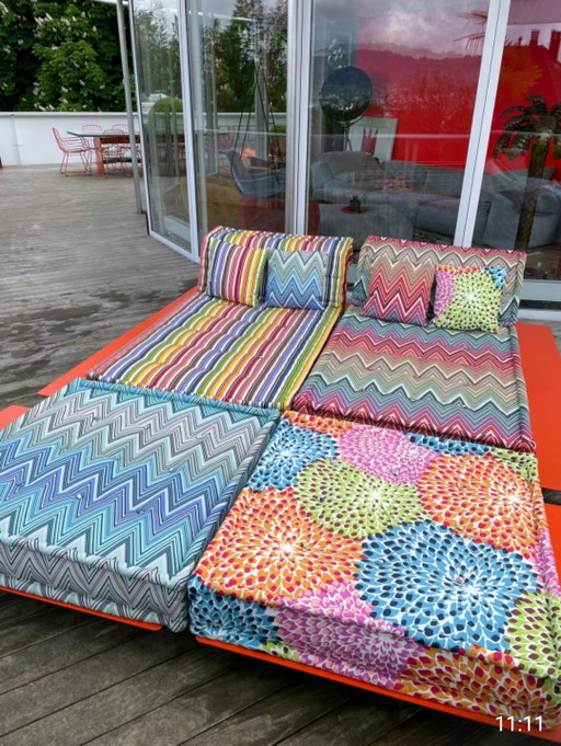 2x Roche Bobois outdoor lounger Mah Jong Missoni chair