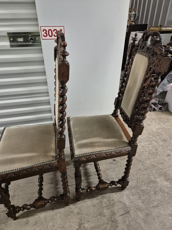 Image 1 of 4 sillas antiguas. También disponibles individualmente.