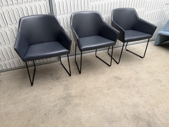 Set di 3 sedie da pranzo Arco Sketch Regular Ice Blue (Pelle) – Leather, Metal (photo 8 of 9)
