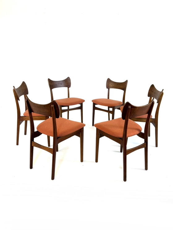 Image 1 of 6 chaises de salle à manger danoises en teck restaurées, années 60