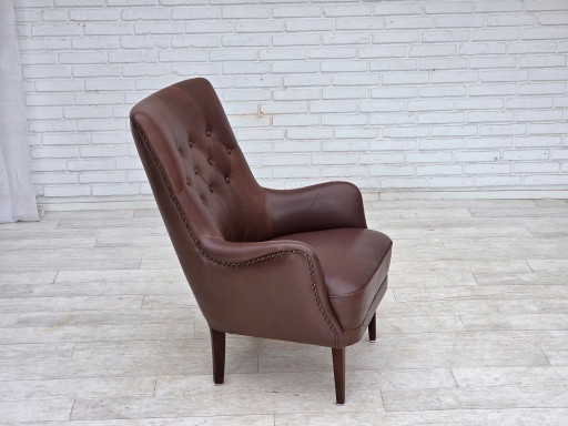 Anni '70, poltrona danese, rivestimento originale in pelle marrone.