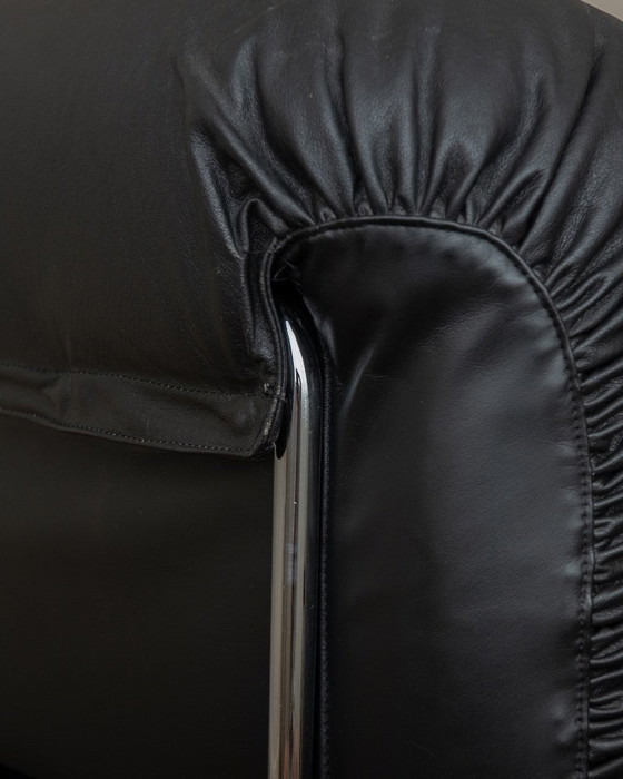Italian Leather And Chrome Lounge Chairs, 1980s, Set Of 3 – Armchairs (photo 16 of 23)