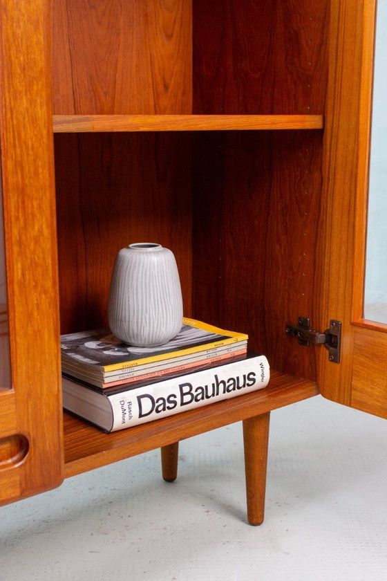 Image 1 of Vintage teak display chest of drawers highboard sideboard Danish