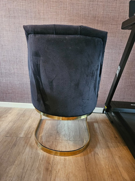 Image 1 of 6 sedie da pranzo Richmond in velluto nero con base dorata