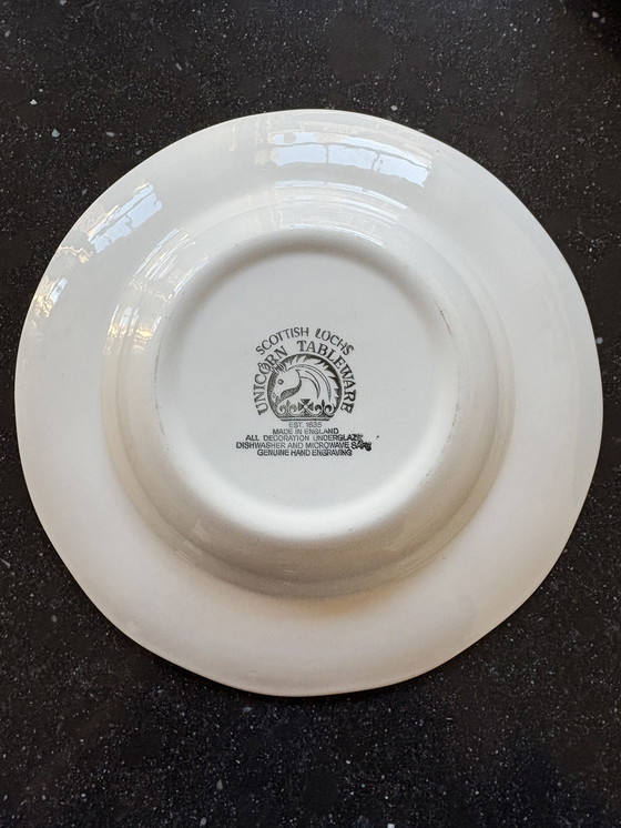 Image 1 of Set van 6 diepe schalen met een romantische rood-witte afbeelding.