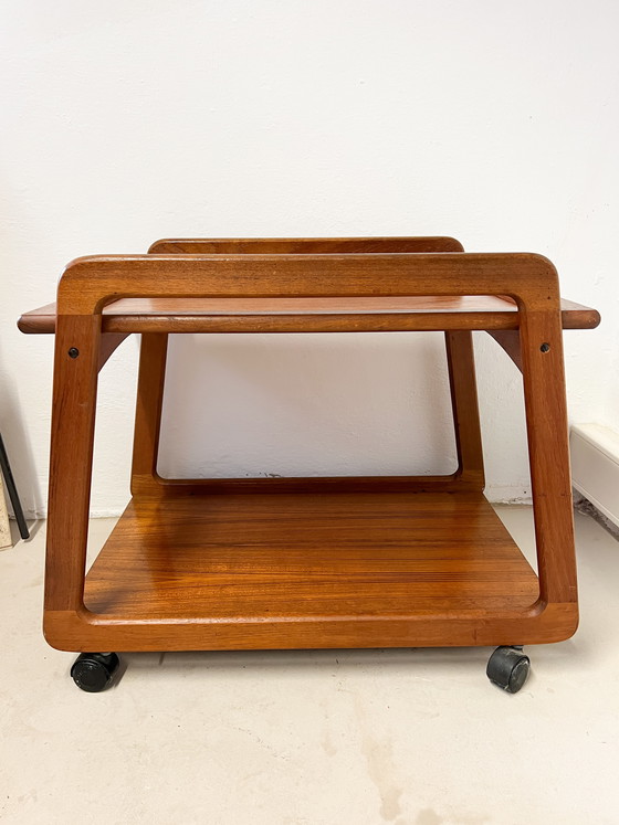 Image 1 of Grande table d'appoint/chariot de bar vintage en teck