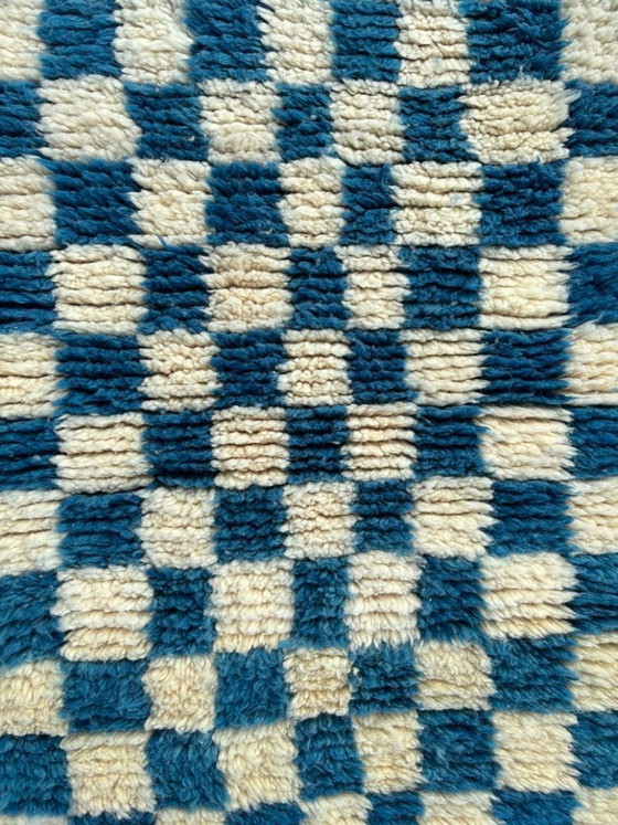 Image 1 of Alfombra marroquí tejida a mano de 300 cm x 100 cm.
