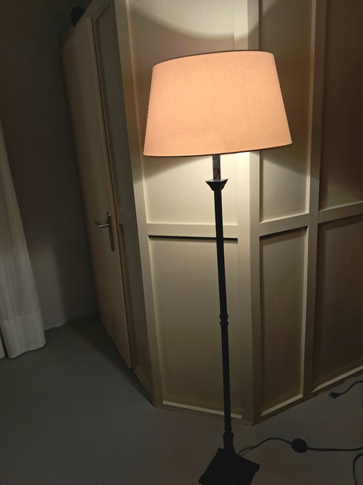 Lampada da terra classica