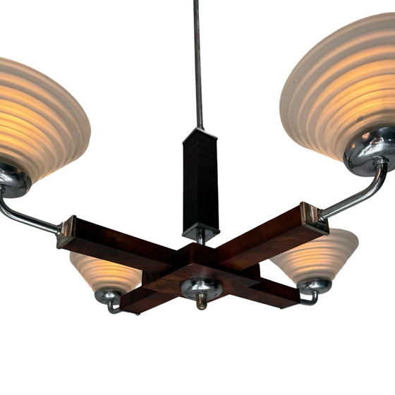 Image 1 of Lampadario Art Déco - Ca. 1930, Cecoslovacchia - Vetro satinato, impiallacciatura in noce e struttura in metallo cromato - 4 lam