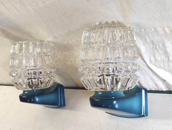 Image 1 of Apliques de pared de cristal azul y plástico - década de 1970
