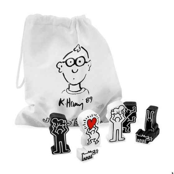 Image 1 of Keith Haring Schachset, schwarz-weiß, neu!!!