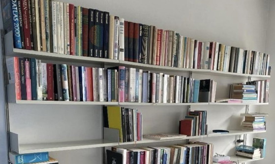 Image 1 of Originele Dieter Rams 606 wandkast