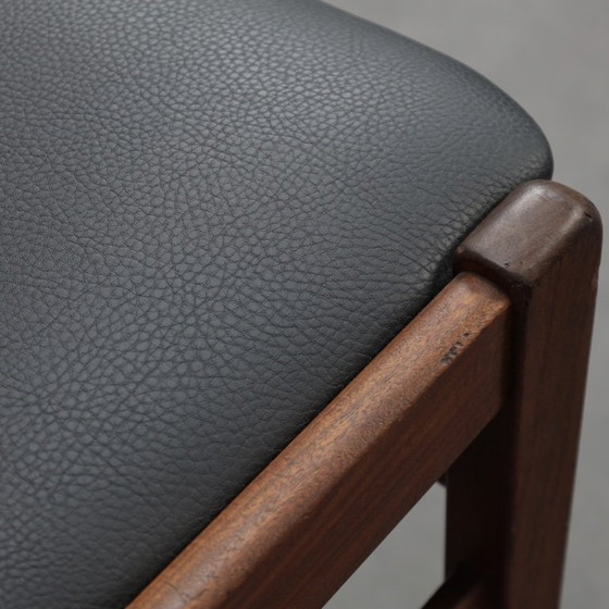 Image 1 of Juego de 4 sillas de comedor de teca de mediados de siglo, década de 1960