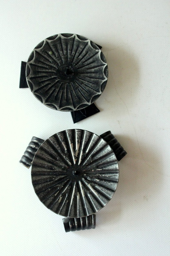 Image 1 of Set van 2 smeedijzeren kandelaars - decoratie uit de jaren 50