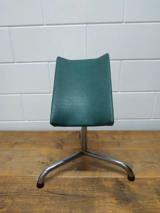 Image 1 of Support industriel vintage pour jambes de pédicure (peut également être utilisé pour la manucure)