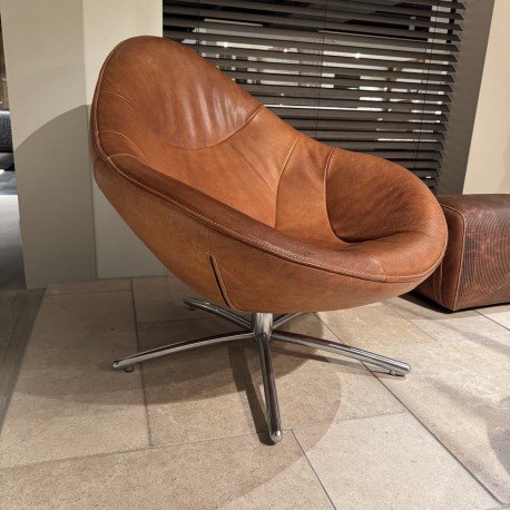 Image 1 of LABEL vandenberg Hidde armchair