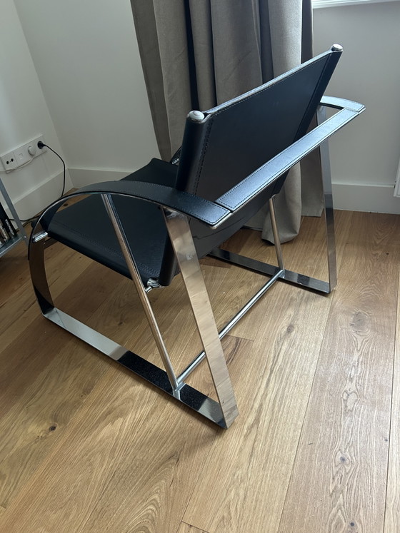 Image 1 of 2x chroom zwart leren stoelen in Brno-stijl (Mies van der Rohe)